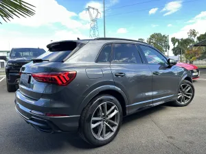 Audi  Q3  2.0 35 TDI  S TRONIC 7