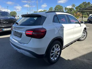 MERCEDES Classe GLA GLA 180 d 