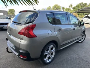 Peugeot  3008 1.6 HDI 110ch 