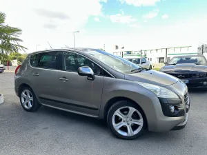Peugeot  3008 1.6 HDI 110ch 